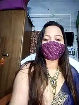 albelasummi702 online show from 12/27/24, 05:52