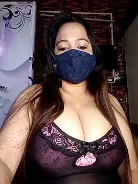 albelasummi702 online show from 12/02/25, 02:39