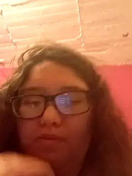 Snapshot of loba9706 chatting on 12/26/24, 03:42 loba9706 online show from 12/26/24, 03:42