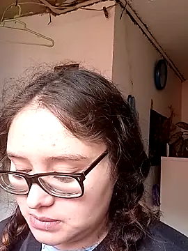 Snapshot of loba9706 chatting on 02/23/25, 04:46 loba9706 online show from 02/23/25, 04:46