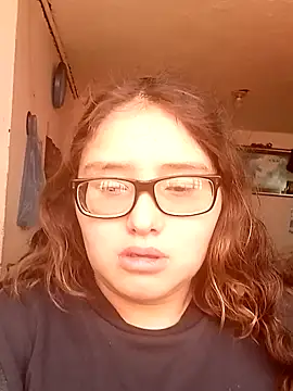 Snapshot of loba9706 chatting on 03/18/25, 03:42 loba9706 online show from 03/18/25, 03:42