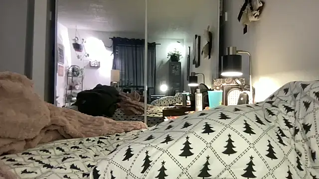 annabelleholly666 online show from 12/15/25, 11:53