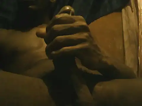 Snapshot of angolalu chatting on 03/25/26, 01:33 angolalu online show from 03/25/26, 01:33