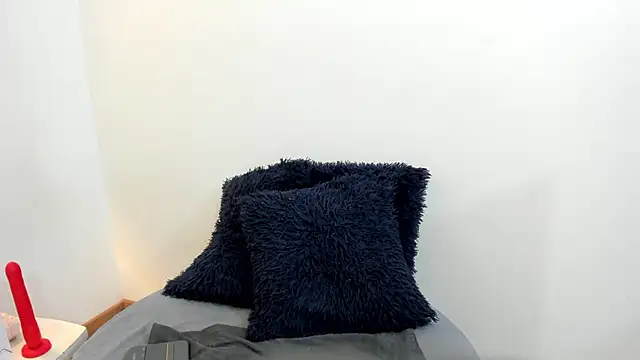 Snapshot of Lizzie_Williams_ chatting on 11/27/25, 03:41 Lizzie Williams online show from 11/27/25, 03:41