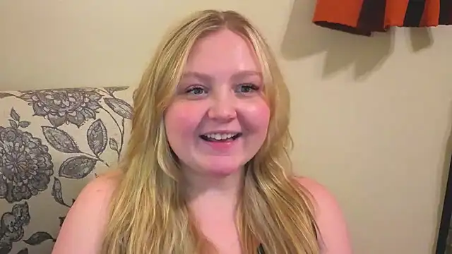 PhatAssBlond online show from 04/18/26, 12:03