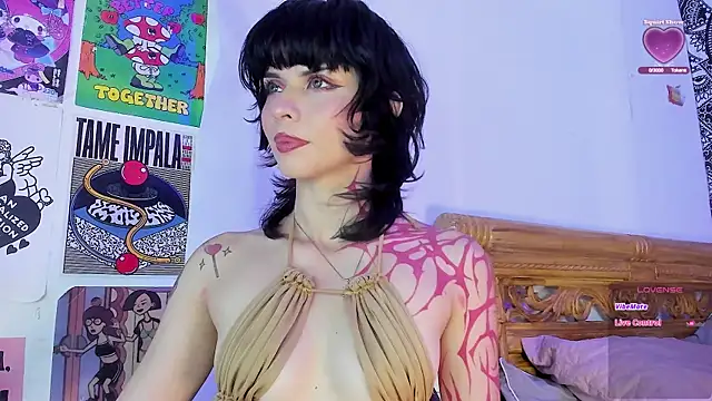 Snapshot of yourrosenrot chatting on 03/13/25, 04:05 yourrosenrot online show from 03/13/25, 04:05