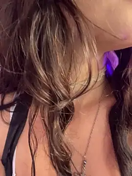 Snapshot of scofty chatting on 02/07/25, 09:15 scofty online show from 02/07/25, 09:15