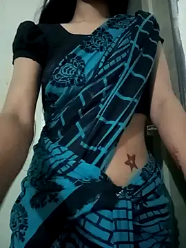 Raya-Moni online show from 12/18/25, 03:29