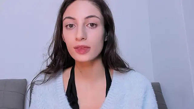 Snapshot of Melanie_Angel chatting on 12/20/25, 02:57 Melanie Angel online show from 12/20/25, 02:57