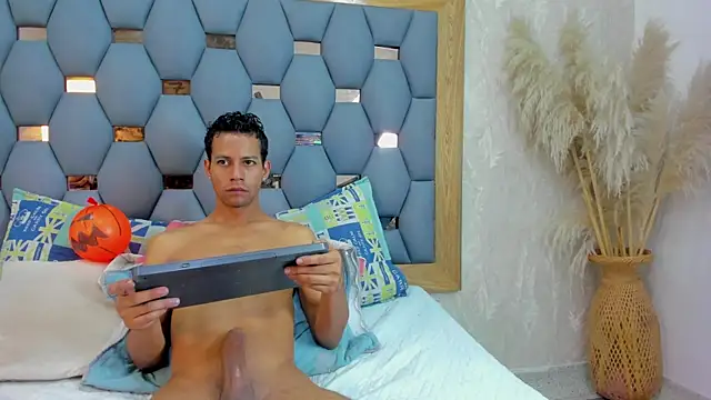 yayi derek online show from 10/26/25, 11:38