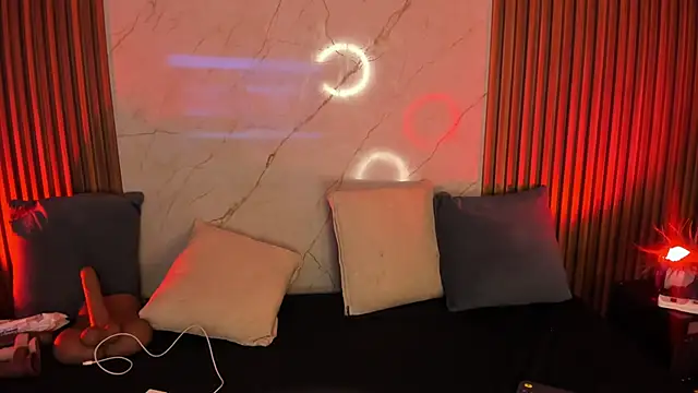 Emiilycollins online show from 01/30/25, 11:13