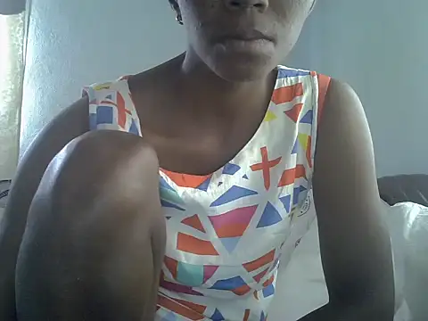 ElianeHot online show from 10/17/25, 10:07