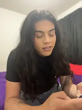 Ariana Rodriguez  online show from 06/11/26, 12:43