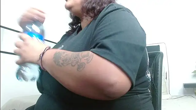 Alisteresa  online show from 04/21/26, 01:29