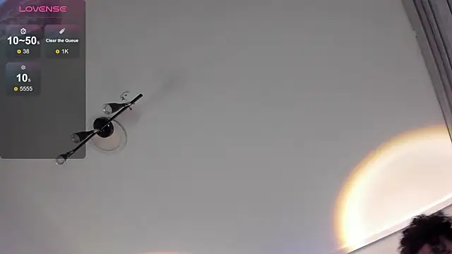 LIZ HOLMES online show from 09/12/25, 10:26