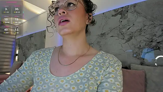 LIZ HOLMES online show from 02/25/26, 10:36