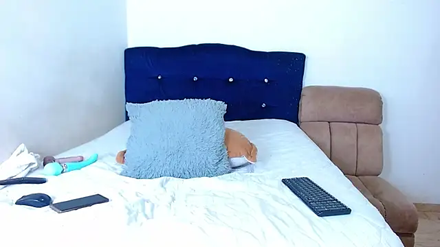 katarinademon online show from 12/05/25, 08:38