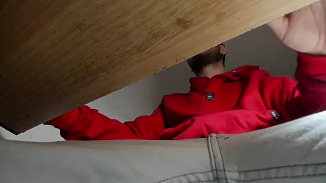 s sven03 online show from 01/25/25, 01:32