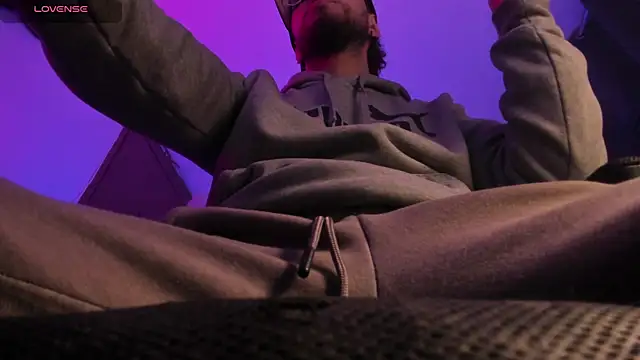 s sven03 online show from 01/14/26, 04:51