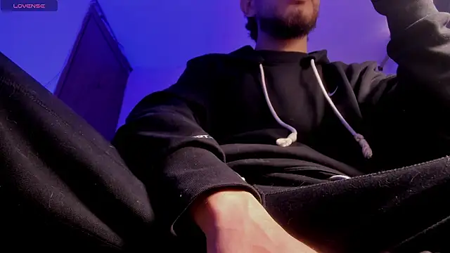 s sven03 online show from 02/26/26, 06:51