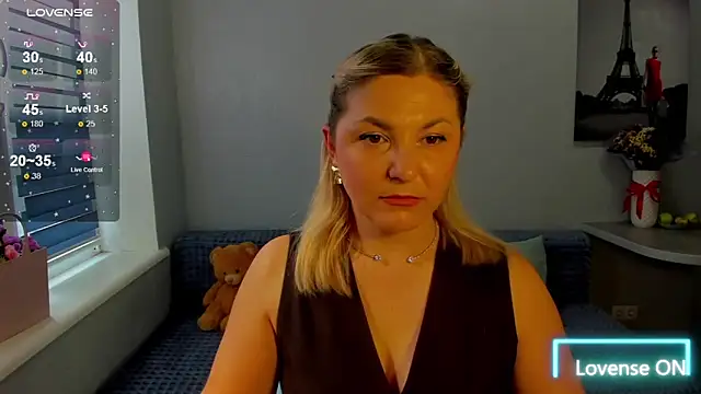 Snapshot of sweet___margaret chatting on 05/08/26, 01:27 sweet margaret online show from 05/08/26, 01:27