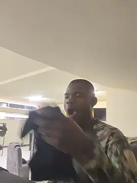 Rickycuero online show from 11/16/25, 11:49