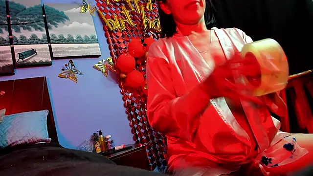 Snapshot of AdelleLennox_cg chatting on 09/16/25, 07:04 AdelleLennox cg online show from 09/16/25, 07:04