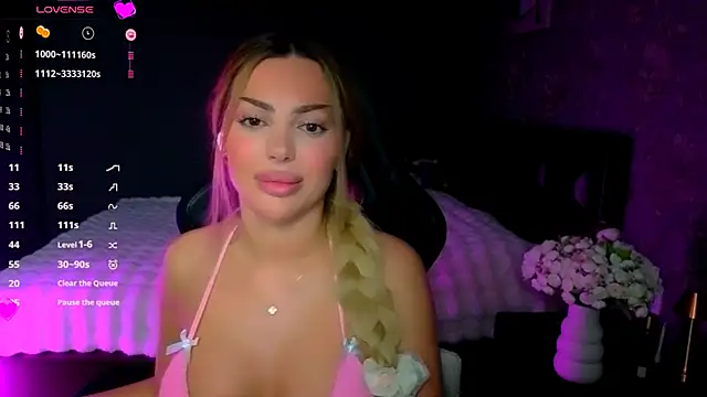 babyleilaa online show from 04/07/26, 08:53