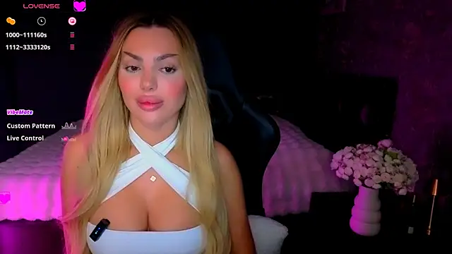 babyleilaa online show from 04/16/26, 09:39