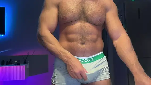 KarlosRichi online show from 11/13/25, 04:28