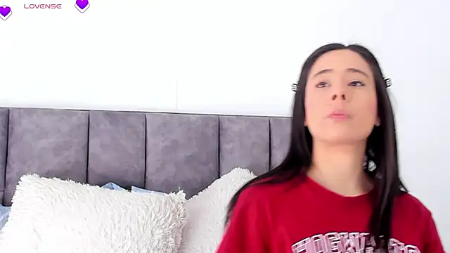 VeronicaTonu online show from 02/23/25, 02:57