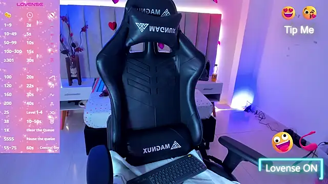 LiaaGenner online show from 02/27/25, 07:26