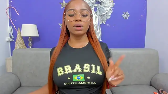 Snapshot of ShantalGomes chatting on 12/19/25, 08:16 ShantalGomes online show from 12/19/25, 08:16