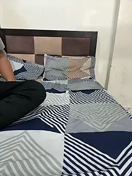 Snapshot of AASHI66 chatting on 02/11/25, 05:29 AASHI66 online show from 02/11/25, 05:29