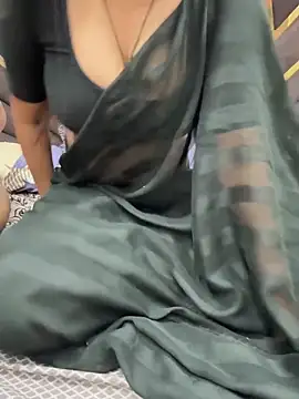 Snapshot of AASHI66 chatting on 09/21/25, 05:58 AASHI66 online show from 09/21/25, 05:58