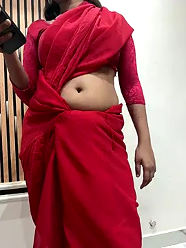 Snapshot of AASHI66 chatting on 10/07/25, 06:27 AASHI66 online show from 10/07/25, 06:27