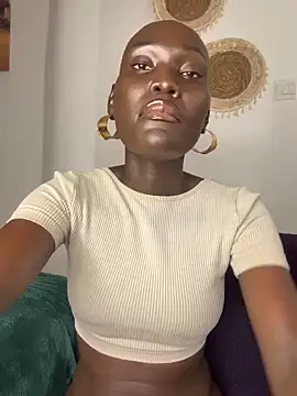 Foxxxyfemale online show from 10/06/25, 06:33