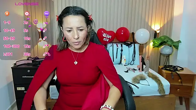 Snapshot of luciana_ballesteros_ chatting on 02/14/25, 12:36 luciana ballesteros online show from 02/14/25, 12:36