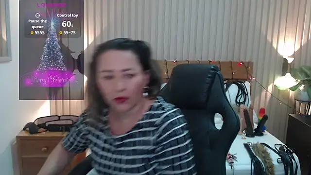 Snapshot of luciana_ballesteros_ chatting on 12/01/25, 01:05 luciana ballesteros online show from 12/01/25, 01:05