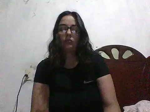 Samanthat33 online show from 03/09/25, 04:11