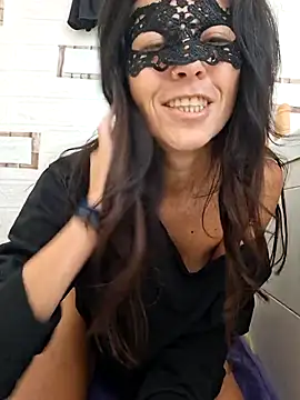 EmySkinny85 online show from 11/24/25, 08:58