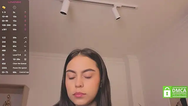 Aleejaa   online show from 10/07/25, 10:56