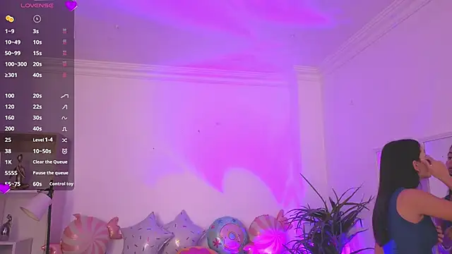 Snapshot of Aleejaa__ chatting on 06/15/26, 11:12 Aleejaa online show from 06/15/26, 11:12