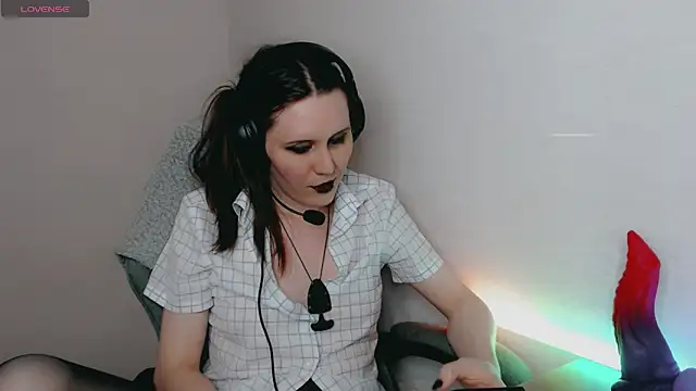 tracy cooper online show from 12/23/24, 05:39