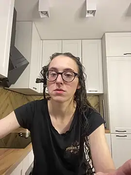 MartiniiSelenna online show from 10/22/25, 05:52