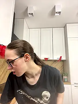 MartiniiSelenna online show from 01/14/26, 06:41