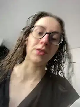 MartiniiSelenna online show from 02/15/26, 06:43