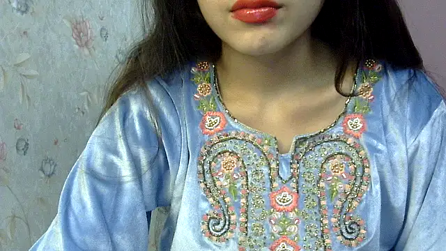 binisa 45 online show from 12/20/24, 01:33