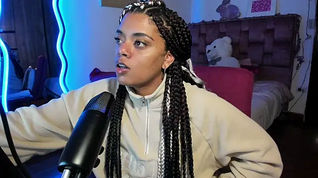 ladyrd1 online show from 03/06/25, 04:41