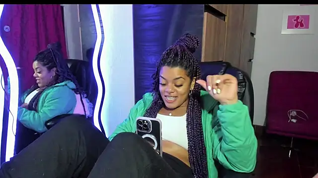 ladyrd1 online show from 11/05/25, 02:11